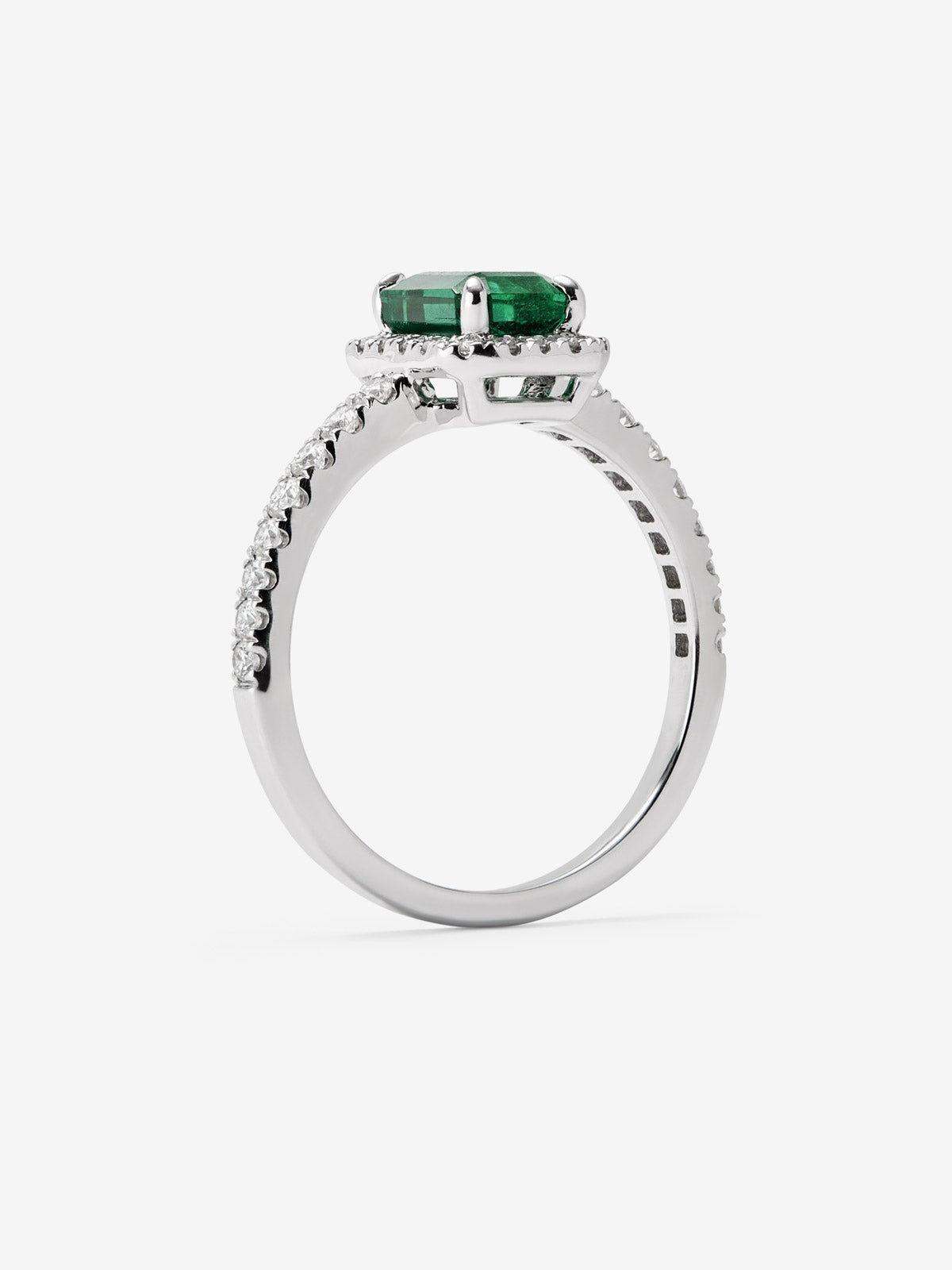 Anillo de oro blanco 18K con esmeralda