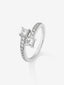 Anillo tú y yo de oro blanco 18K con 2 diamantes centrales en talla princesa y diamantes en los brazos
