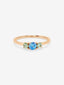 Anillo tresillo de oro rosa de 18K con zafiro azul y 2 zafiros verdes en talla brillante con un total de 0,55 cts