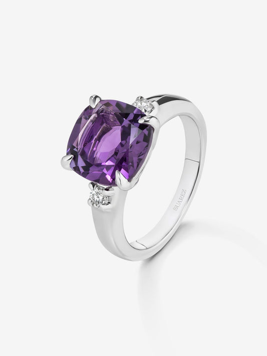 Anillo tresillo de plata 925 con amatista y diamantes