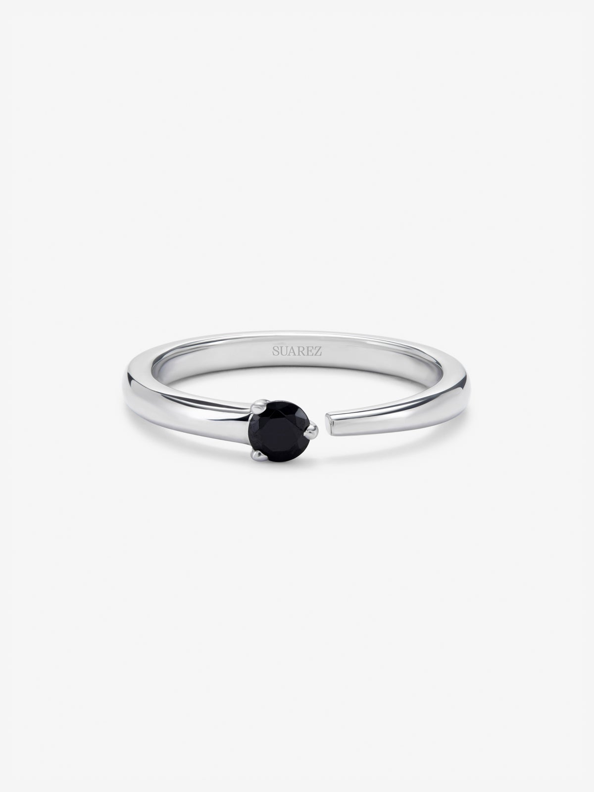Anillo de plata 925 con espinela negra