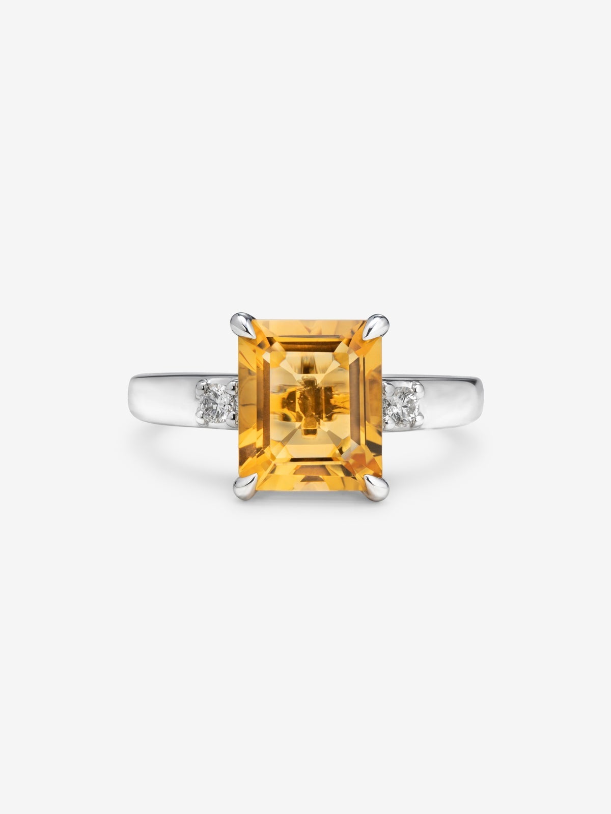 Anillo de plata 925 con cuarzo citrino en talla esmeralda de 2,86 cts y diamantes blancos en talla brillante de 0,09 cts