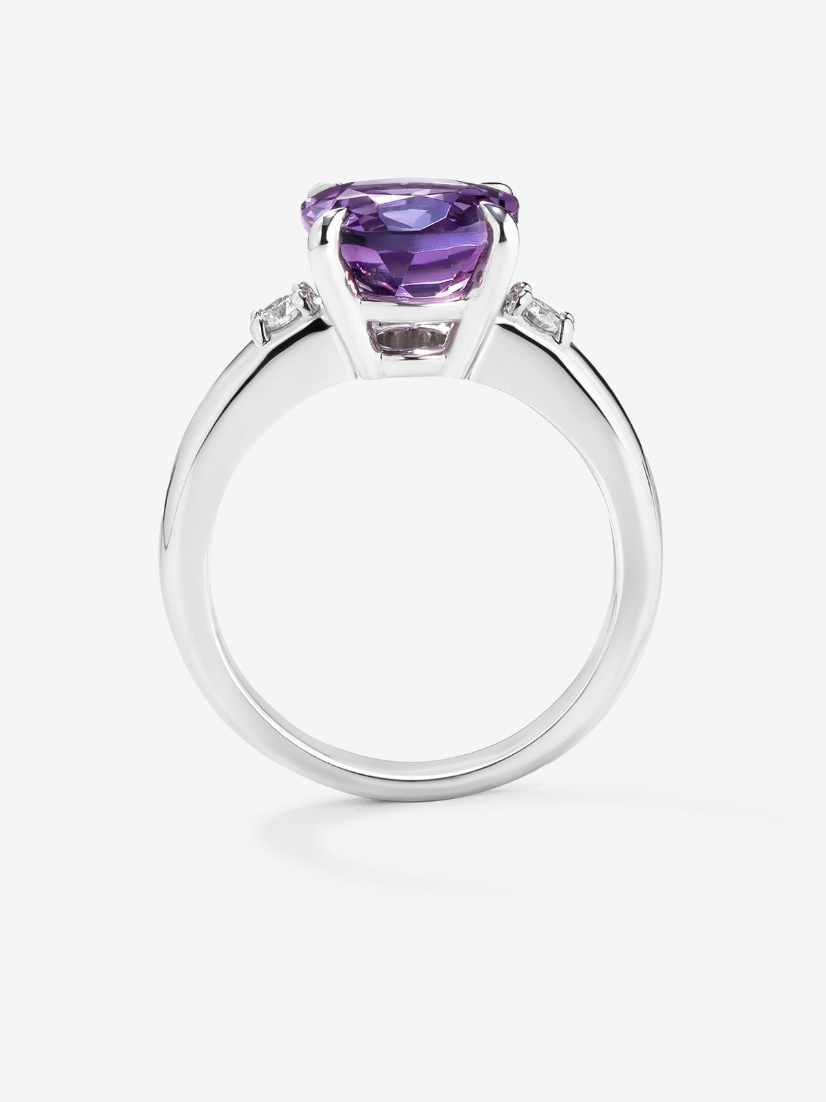 Anillo tresillo de plata 925 con amatista y diamantes