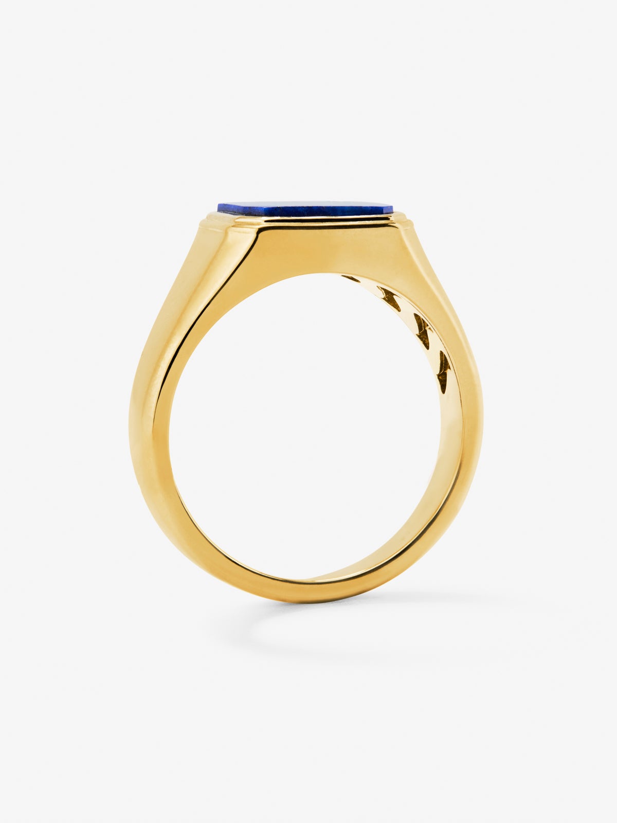 Anillo de sello mediano en oro amarillo de 18k con lapislázuli