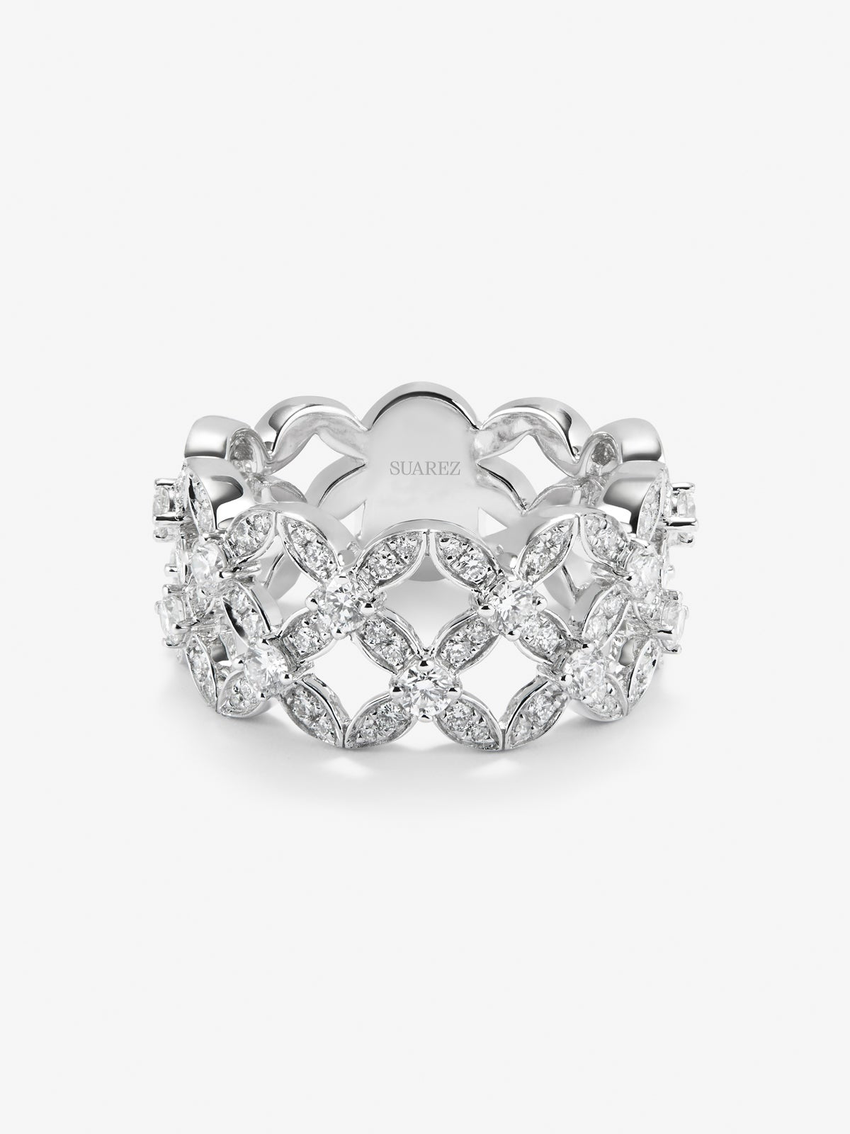 Anillo de oro blanco de 18K con 97 diamantes en talla brillante con un total de 1,14 cts
