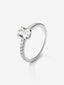 Anillo solitario de oro blanco de 18K con diamantes blancos en talla cushion de 1,02 cts y brillante de 0,252 cts