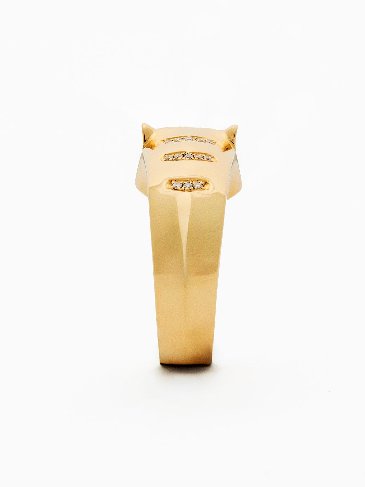 Anillo de oro amarillo de 18K con 26 diamantes en talla brillante con un total de 0,08 cts y forma de tigre