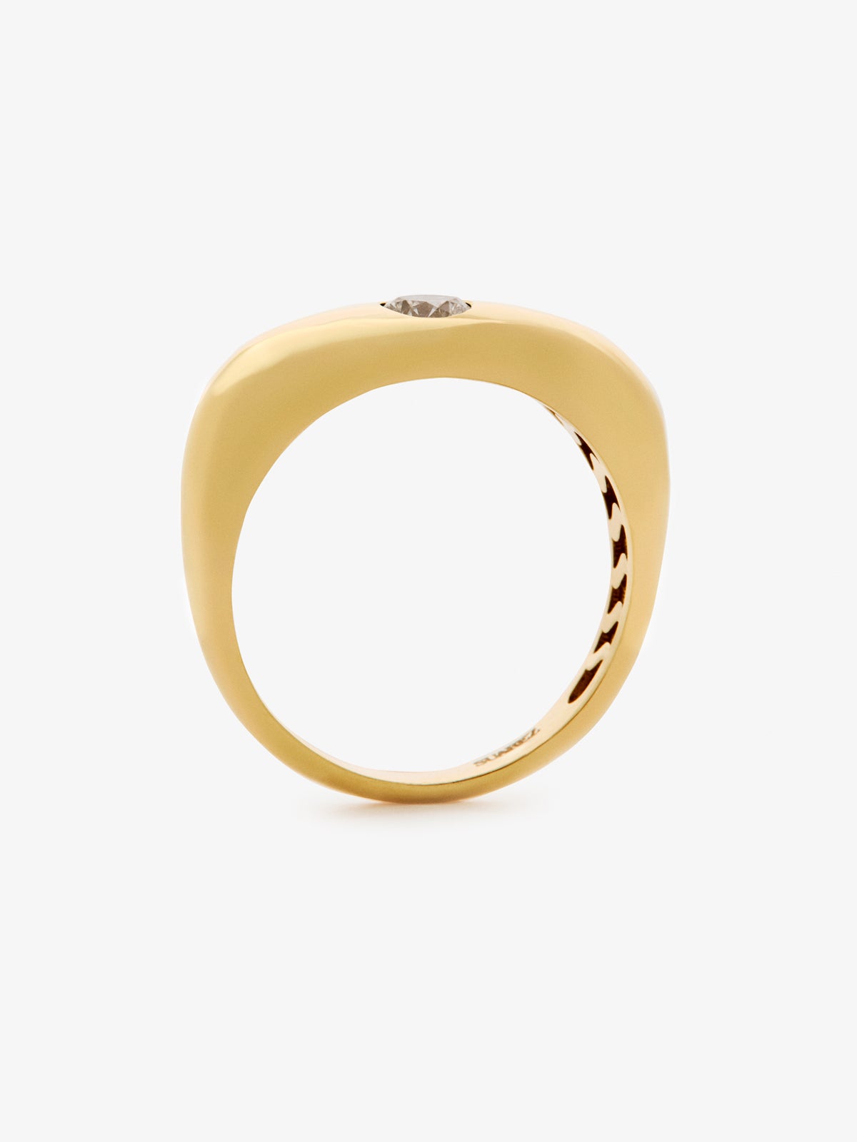 Anillo de oro amarillo de 18K con diamante en talla brillante de 0,4 cts