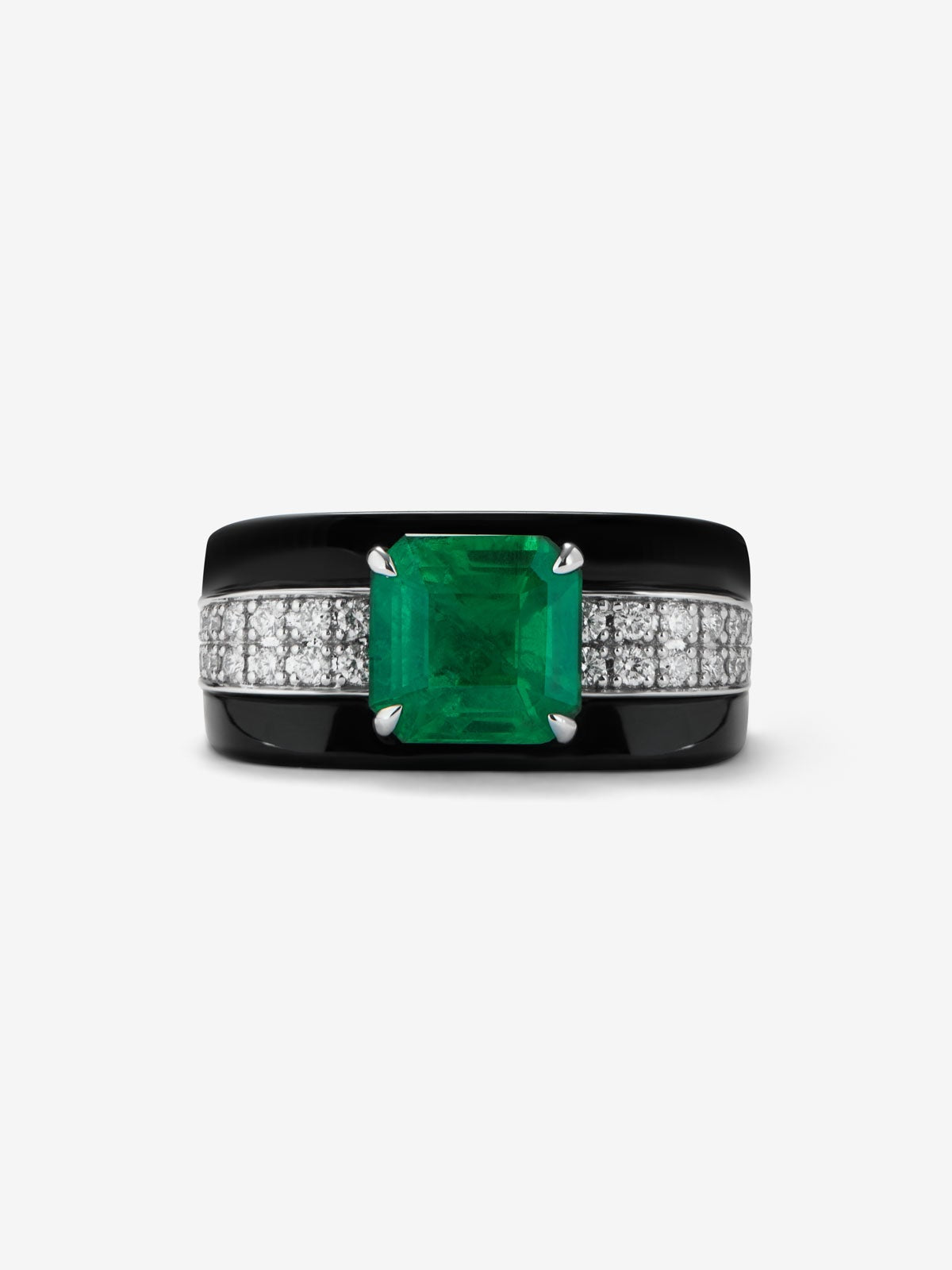 Anillo de Alta Joyería en oro blanco de 18K con esmeralda verde, ónix negro y diamantes