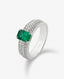 Anillo de oro blanco de 18K con esmeralda en talla octogonal de 1,114 cts y 68 diamantes en talla brillante con un total de 0,37 cts