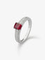 Anillo de oro blanco de 18K con rubí en talla octogonal de 1,006 cts y 52 diamantes en talla brillante con un total de 0,19 cts