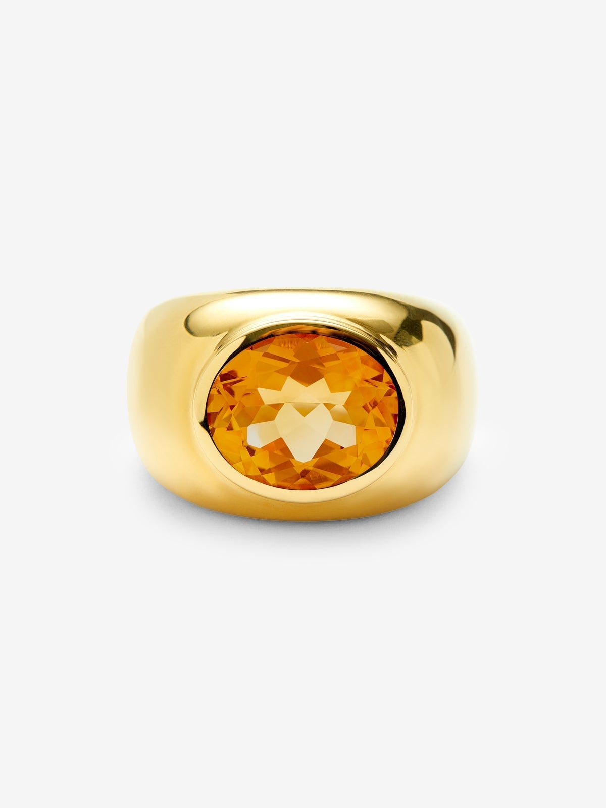 Anillo de oro amarillo de 18K con cuarzo citrino en talla oval