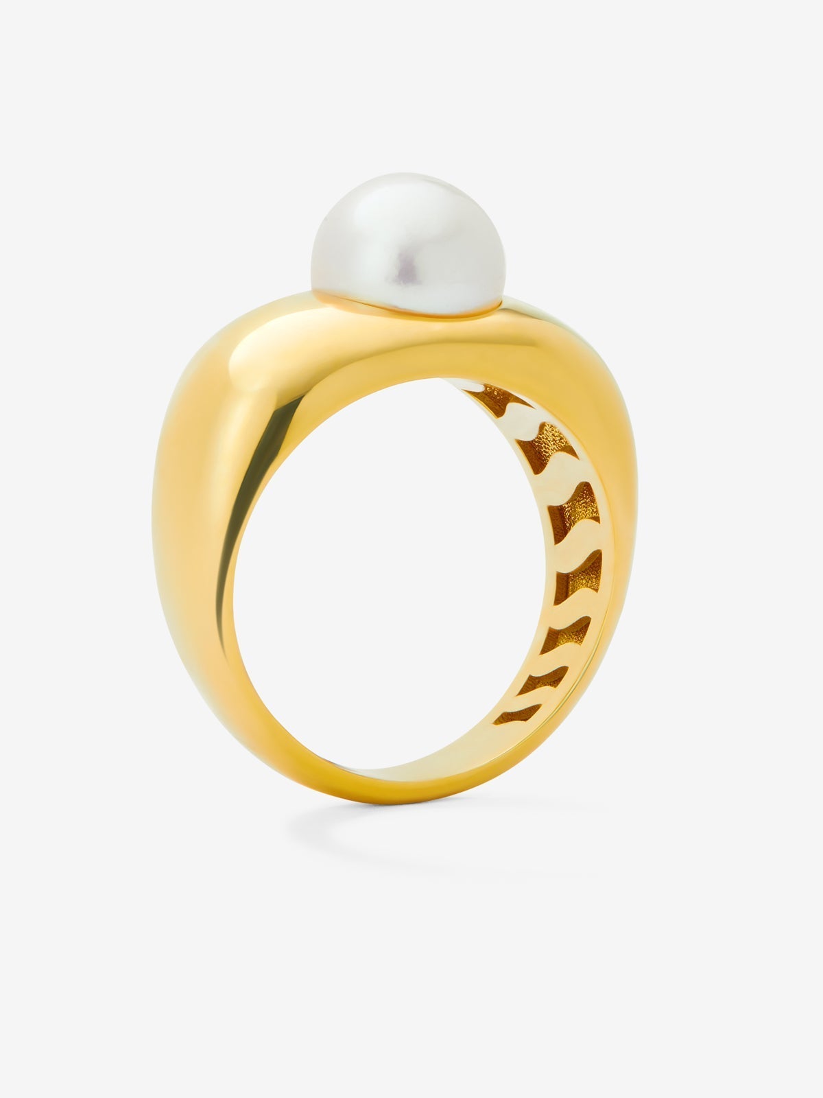 Anillo de oro amarillo de 18K con perla akoya de 8mm
