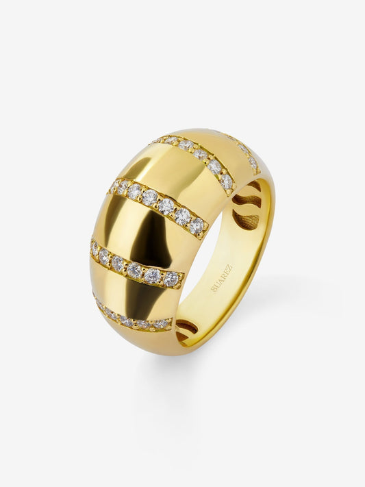 Anillo de oro amarillo de 18K con pavé de diamantes en talla brillante