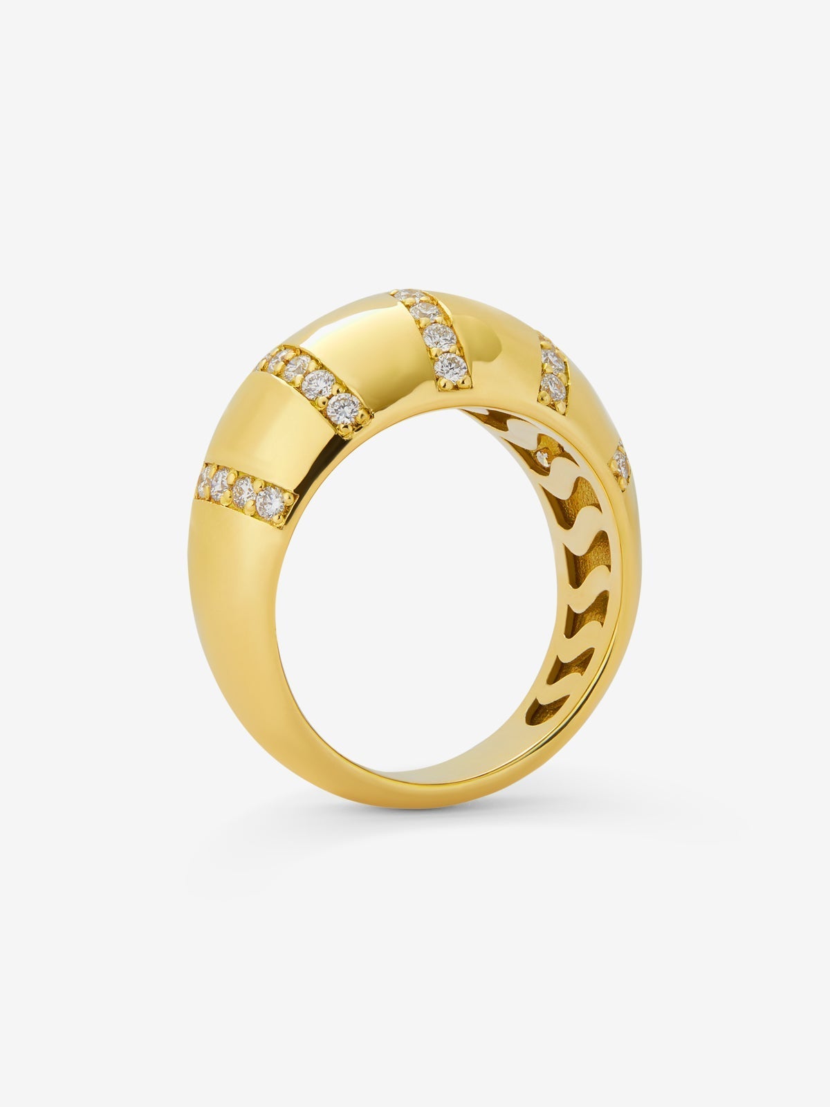Anillo de oro amarillo de 18K con pavé de diamantes en talla brillante