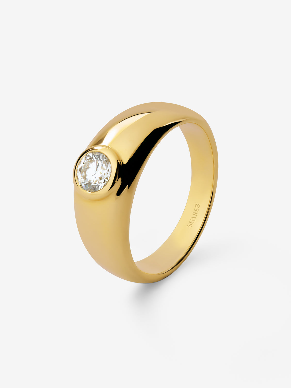 Anillo de oro amarillo de 18K con diamante en talla brillante de 0,4 cts