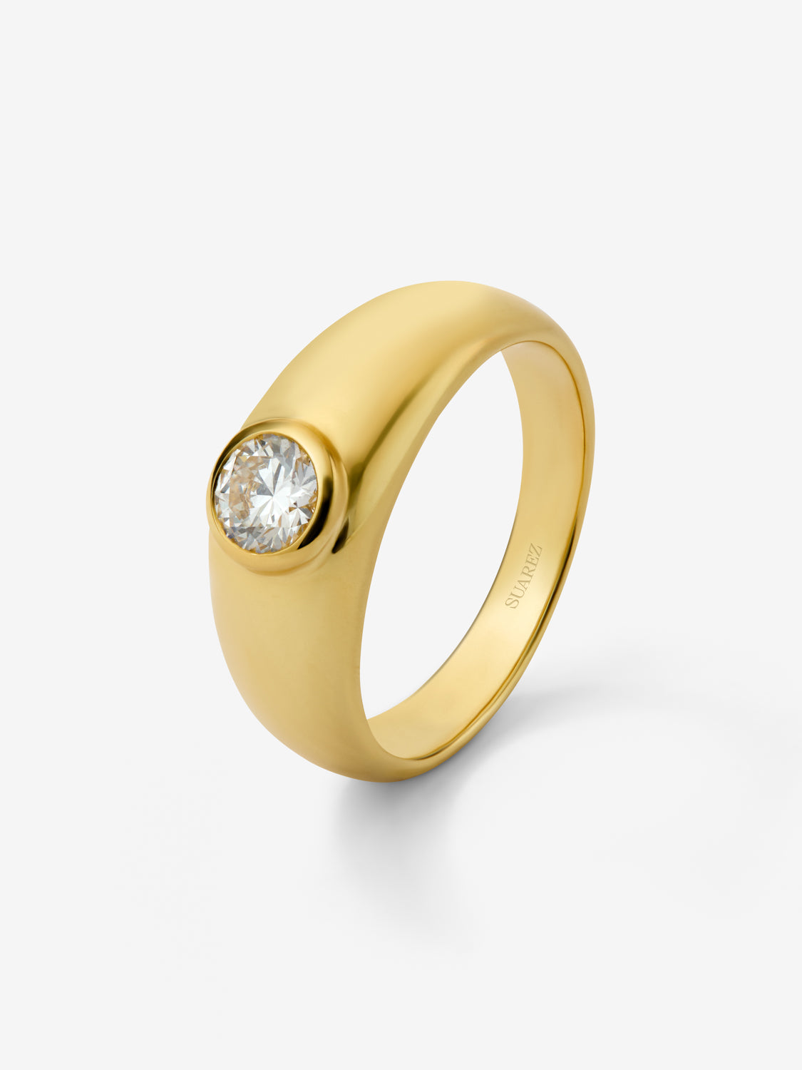 Anillo de oro amarillo de 18K con diamante en talla brillante de 0,4 cts