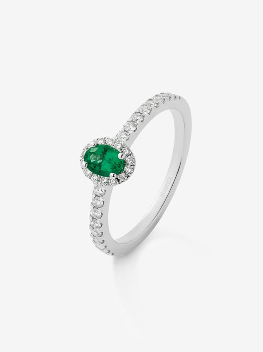 Anillo de oro blanco de 18K con esmeralda