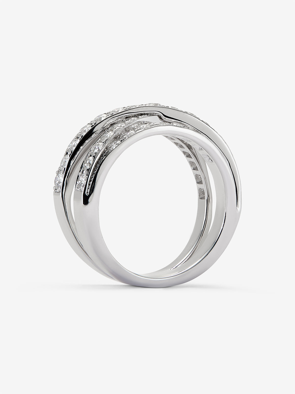 Anillo cruzado de oro blanco de 18K con 169 diamantes en talla brillante con un total de 1,4 cts