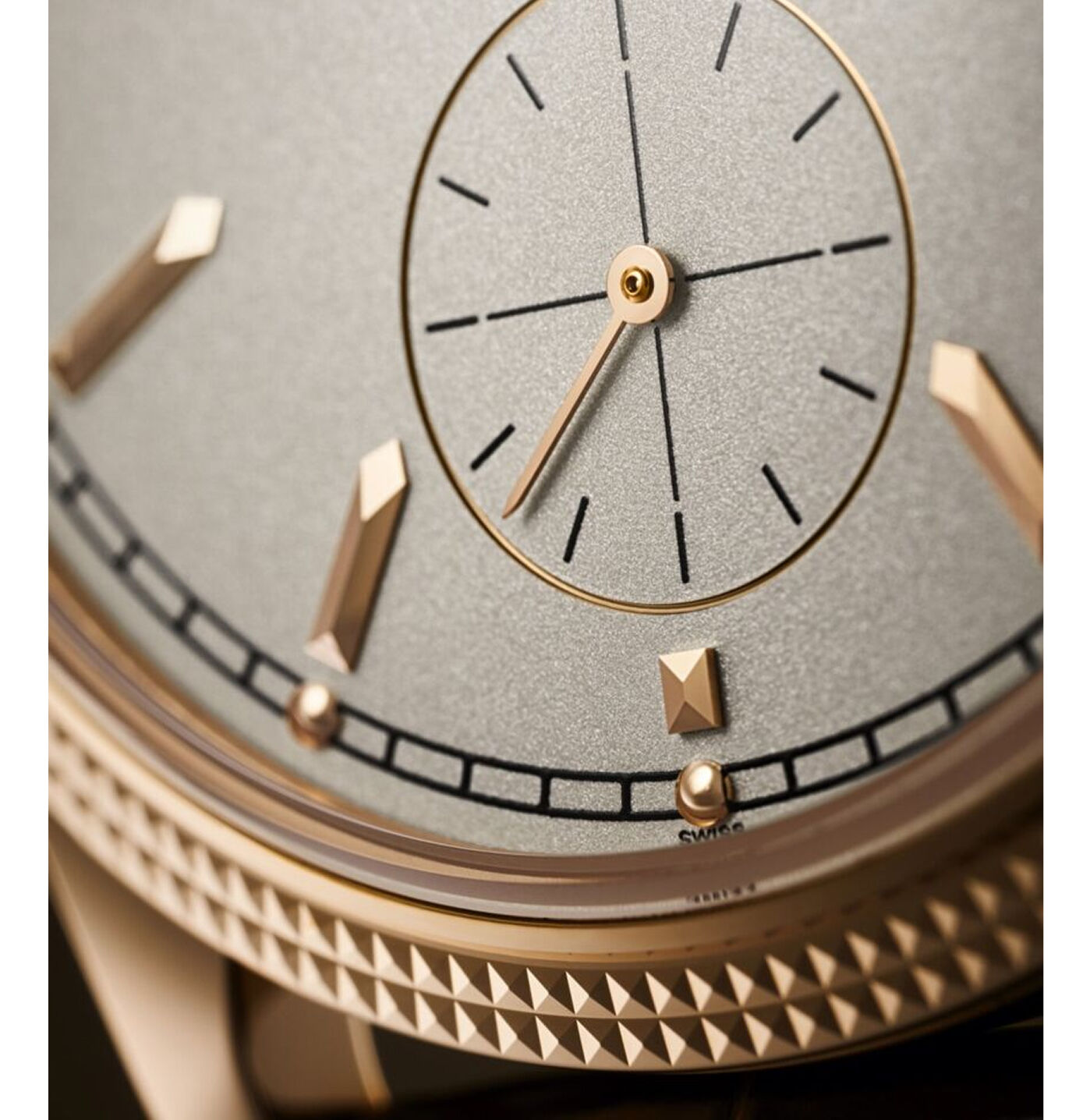 Patek Philippe Calatrava 6119R-001: Tradición refinada con espíritu contemporáneo