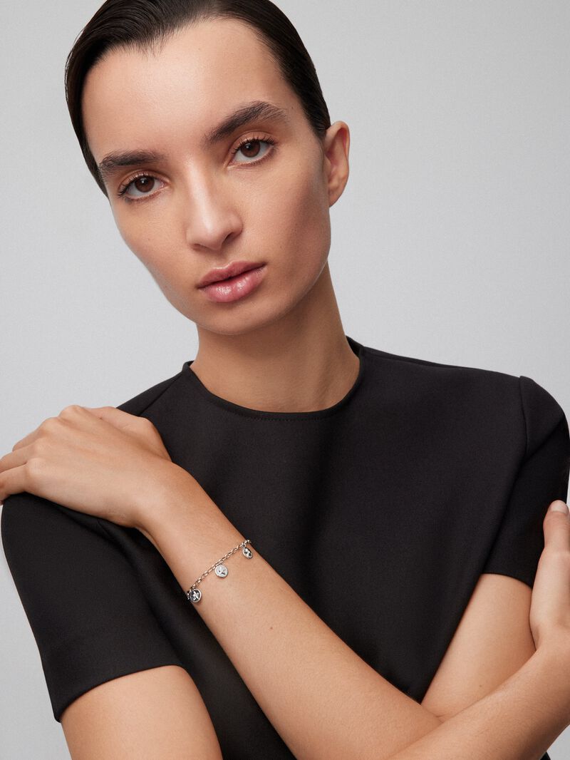 Silver bracelet with diamonds image number 1