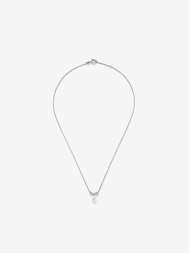 18k white gold pendant necklace with Akoya pearl and diamonds. image number 0