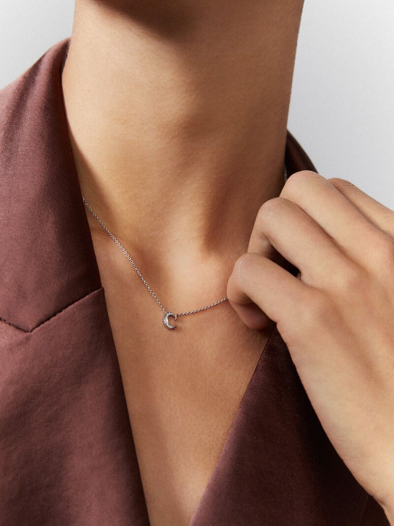 18K white gold pendant with letter C and 9 brilliant-cut diamonds with a total of 0.023 cts image number 6