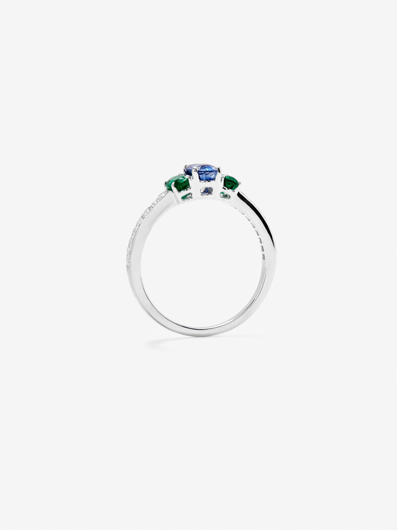 18K White Gold Tiego Ring with 0.71 CTS oval size, green emeralds in 0.5 cts and white diamonds in bright size of 0.115 cts image number 4