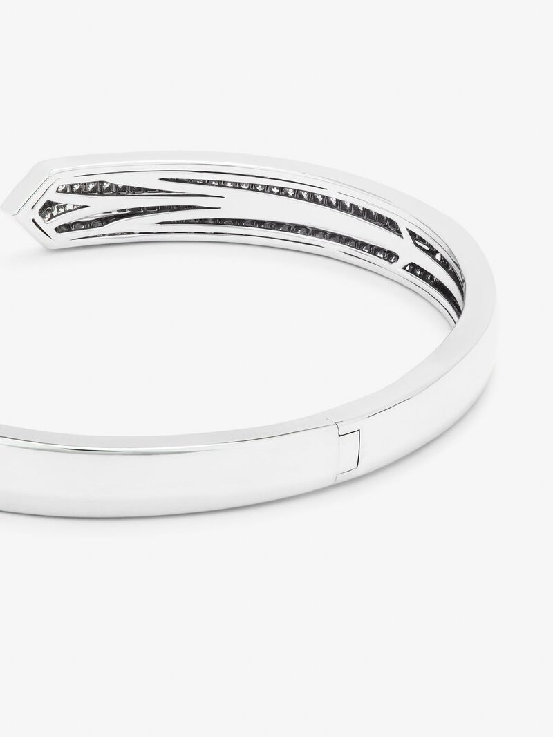 18K White Gold Open Cuff Bracelet with Diamond image number 4