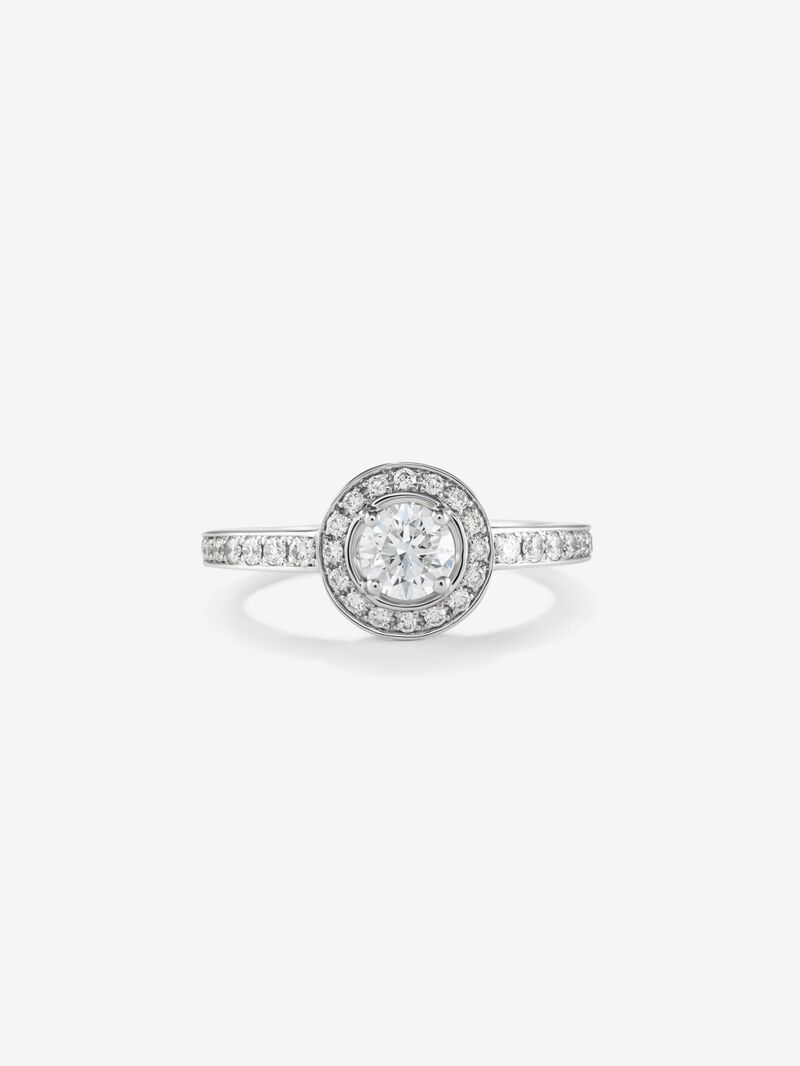 18K white gold ring with central brilliant-cut diamond of 0.5 cts and arm and border of 26 brilliant-cut diamonds with a total of 0.43 cts image number 2
