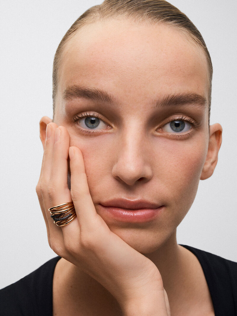 18K rose gold multi-arm ring with 104 brilliant-cut black spinels with a total of 0.706 cts image number 1