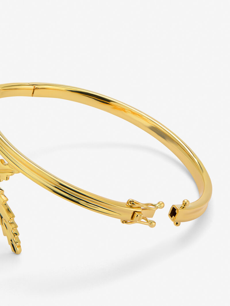 18K yellow gold bracelet with two brilliant-cut emeralds totaling 0.23 cts, in a maple leaf design. image number 4