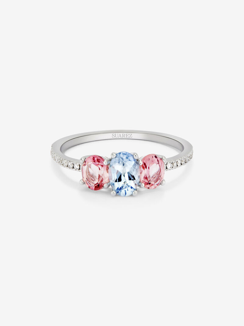 18K white gold triplet ring with oval-cut aquamarine of 0.4 cts, 2 oval-cut pink tourmalines with a total of 0.7 cts and 20 brilliant-cut diamonds with a total of 0.1 cts image number 2