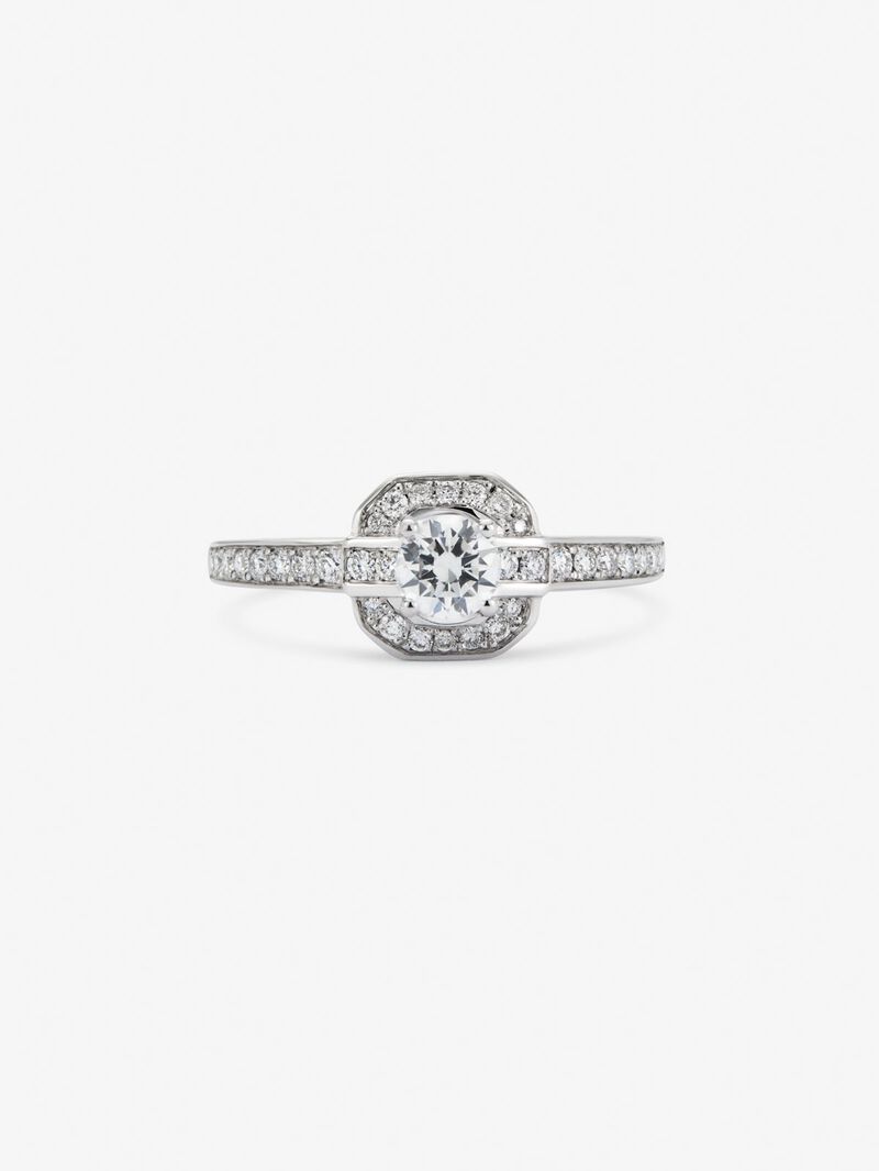 18K white gold ring with central brilliant-cut diamond of 0.3 cts and border and arm of 34 brilliant-cut diamonds with a total of 0.22 cts image number 2