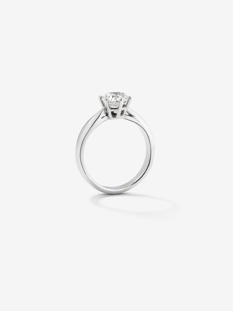18K white gold compromise ring with 2 carat central diamond image number 4