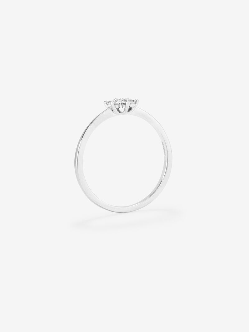 18K white gold ring with 7 brilliant-cut diamonds with a total of 0.14 cts and star shape image number 4