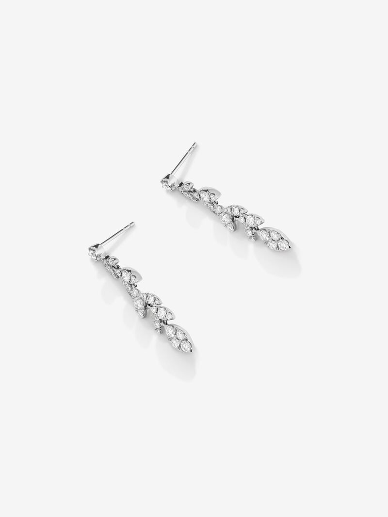 18K white gold earrings with 58 brilliant-cut diamonds with a total of 1.48 cts image number 2