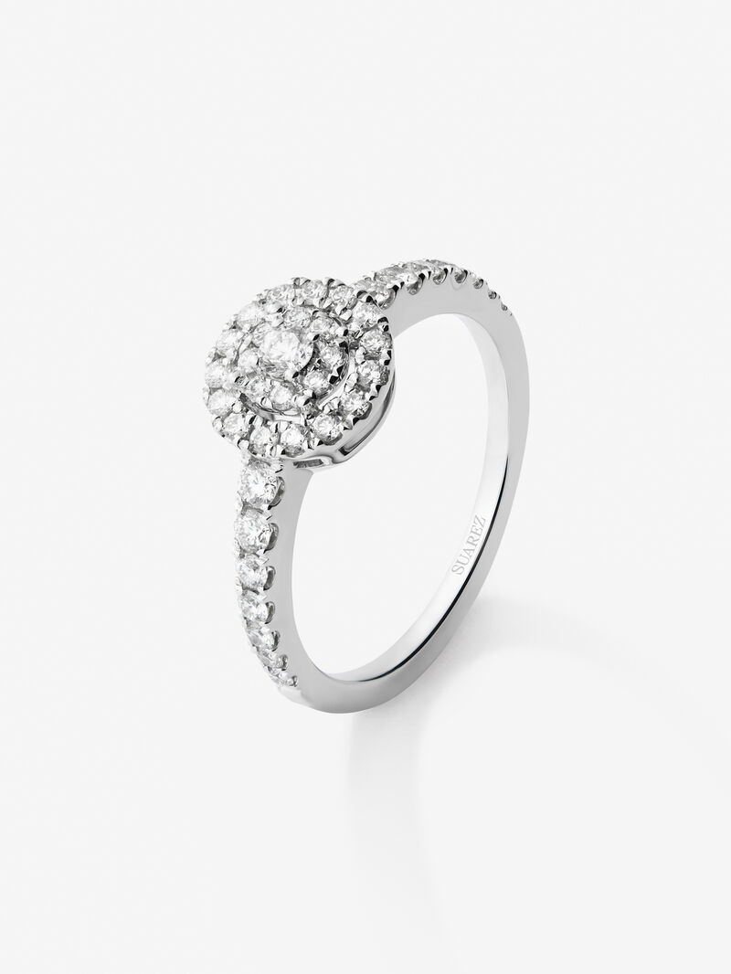 18K white gold ring with a halo of pavé diamonds image number 0
