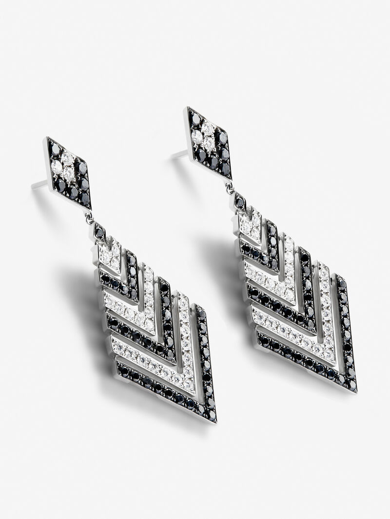 18K white gold pendants with white diamonds and black diamonds image number 2