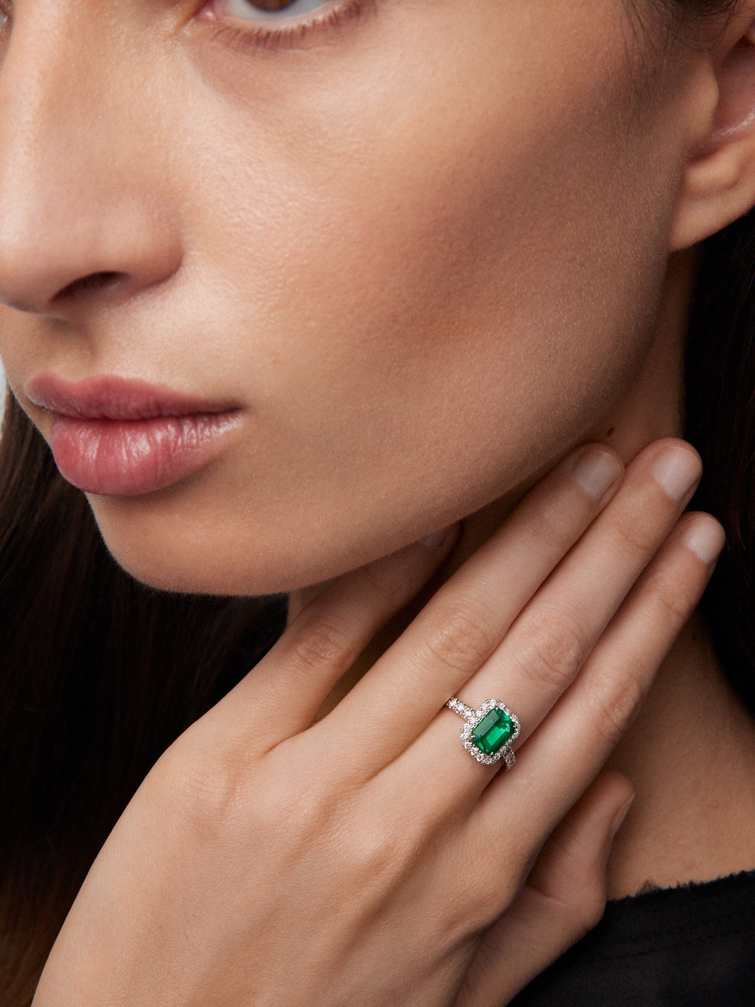 Anillo esmeralda suarez clearance