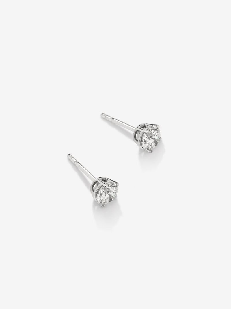 18K white gold earrings with solitary diamond image number 2