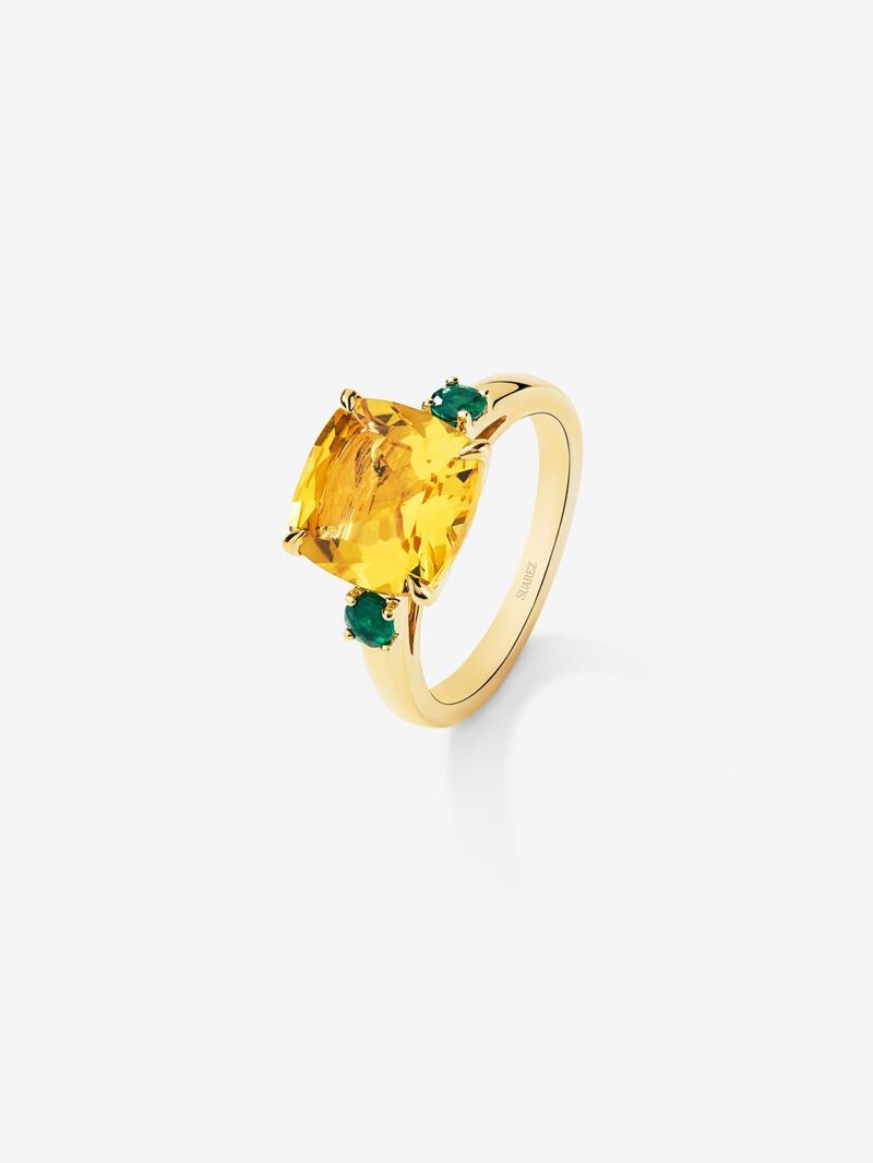18k yellow golden ring with citrine quartz in 3.55 cts and green cushion size in bright 0.25 cts image number 0