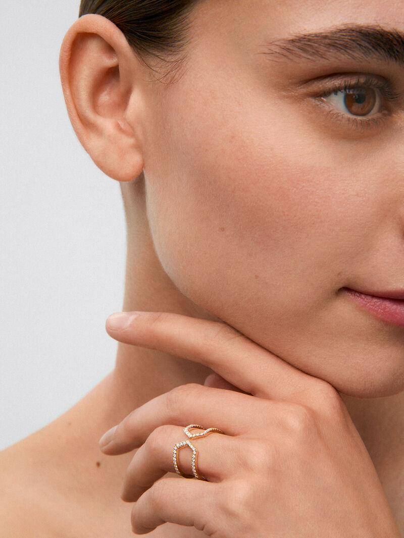 18K yellow gold ring with 46 brilliant-cut diamonds with a total of 0.37 cts image number 3