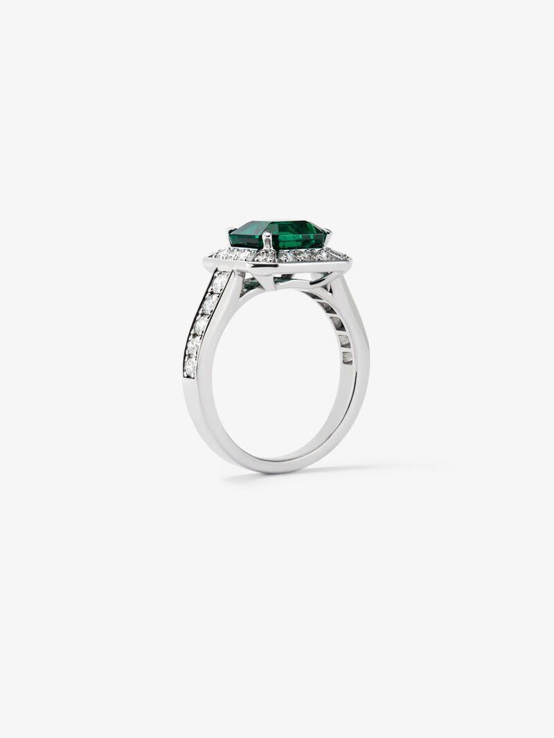 18K white gold ring with emerald cut emerald of 2.6 cts and border and arm of 26 brilliant cut diamonds with a total of 0.7 cts image number 4
