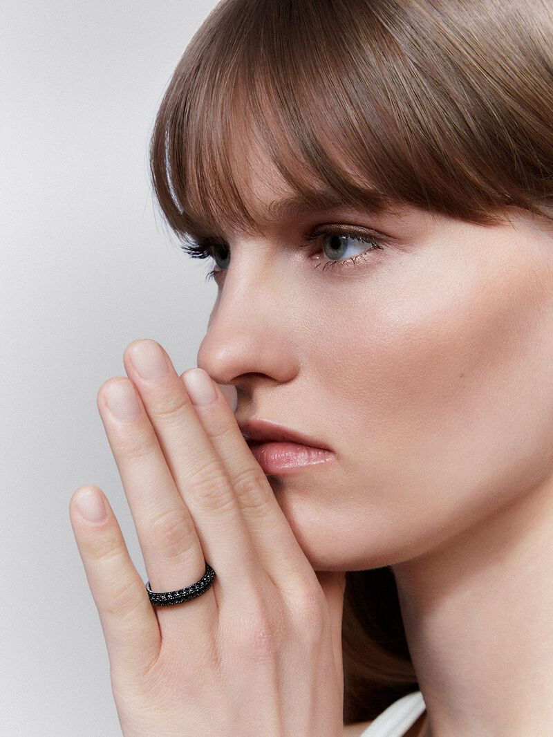 925 silver ring with 67 brilliant-cut black spinels image number 1