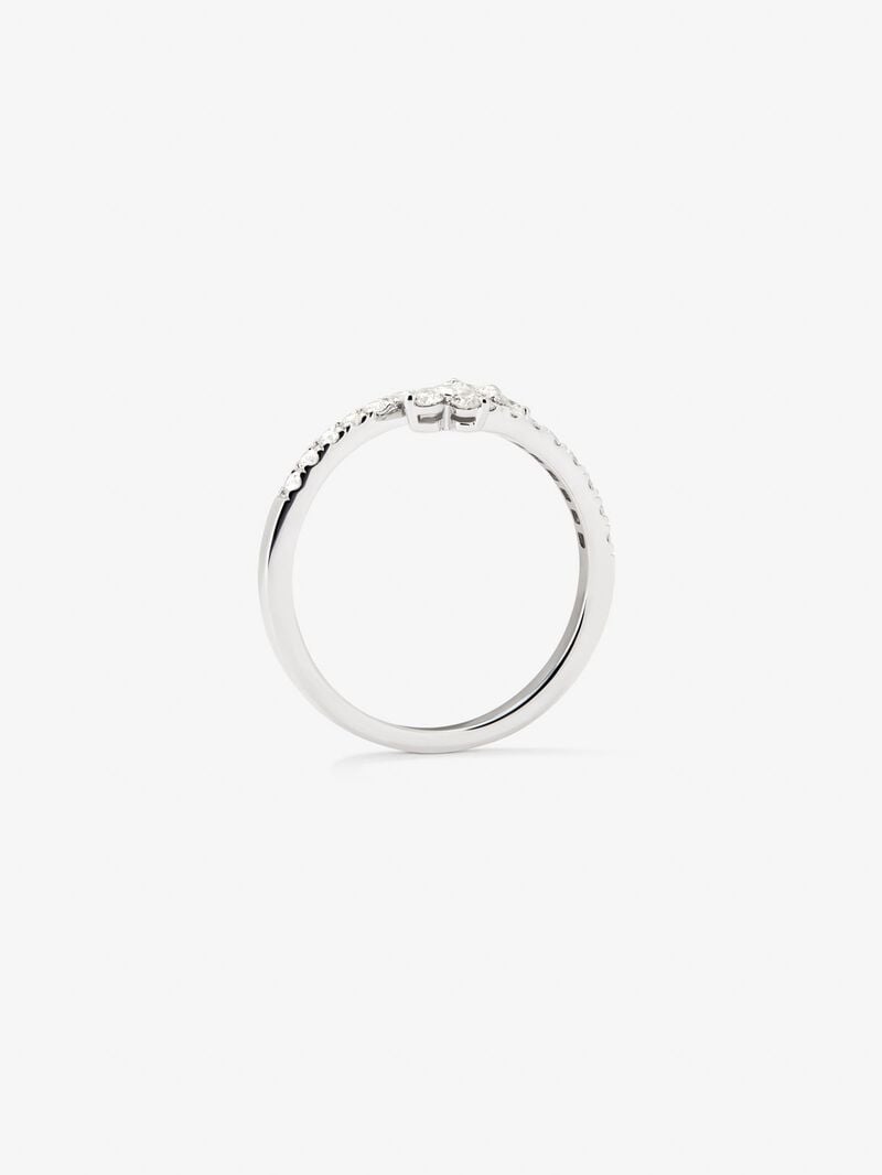 You and me ring in 18K white gold with 22 brilliant-cut diamonds with a total of 0.17 cts image number 4