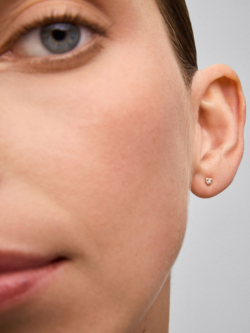 18Kt white gold earrings with diamonds image number 1