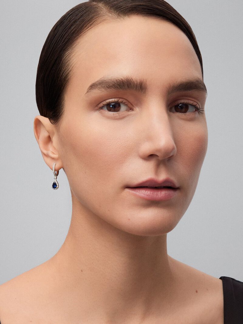 18K white gold earrings with 2 pear-cut blue sapphires with a total of 1.29 cts and 48 brilliant-cut diamonds with a total of 0.51 cts image number 1