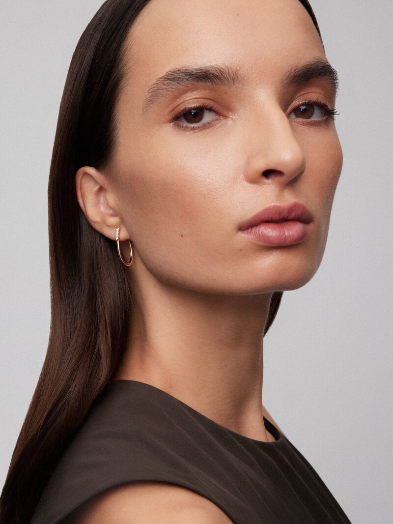 18K rose gold hoop earrings with 8 brilliant-cut diamonds with a total of 0.26 cts image number 1