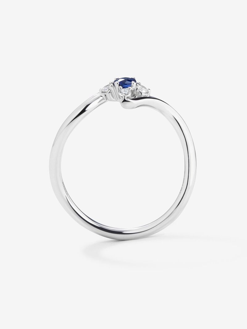 18K white gold ring with brilliant-cut blue sapphire of 0.15 and 4 brilliant-cut diamonds with a total of 0.08 cts image number 3